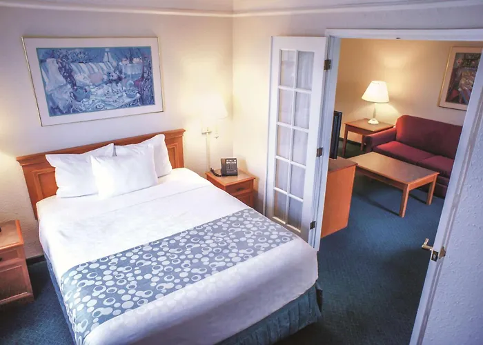 La Quinta By Wyndham Airport Hotel Moline