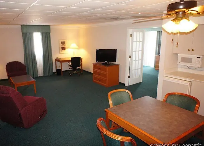 La Quinta By Wyndham Airport 3* Moline